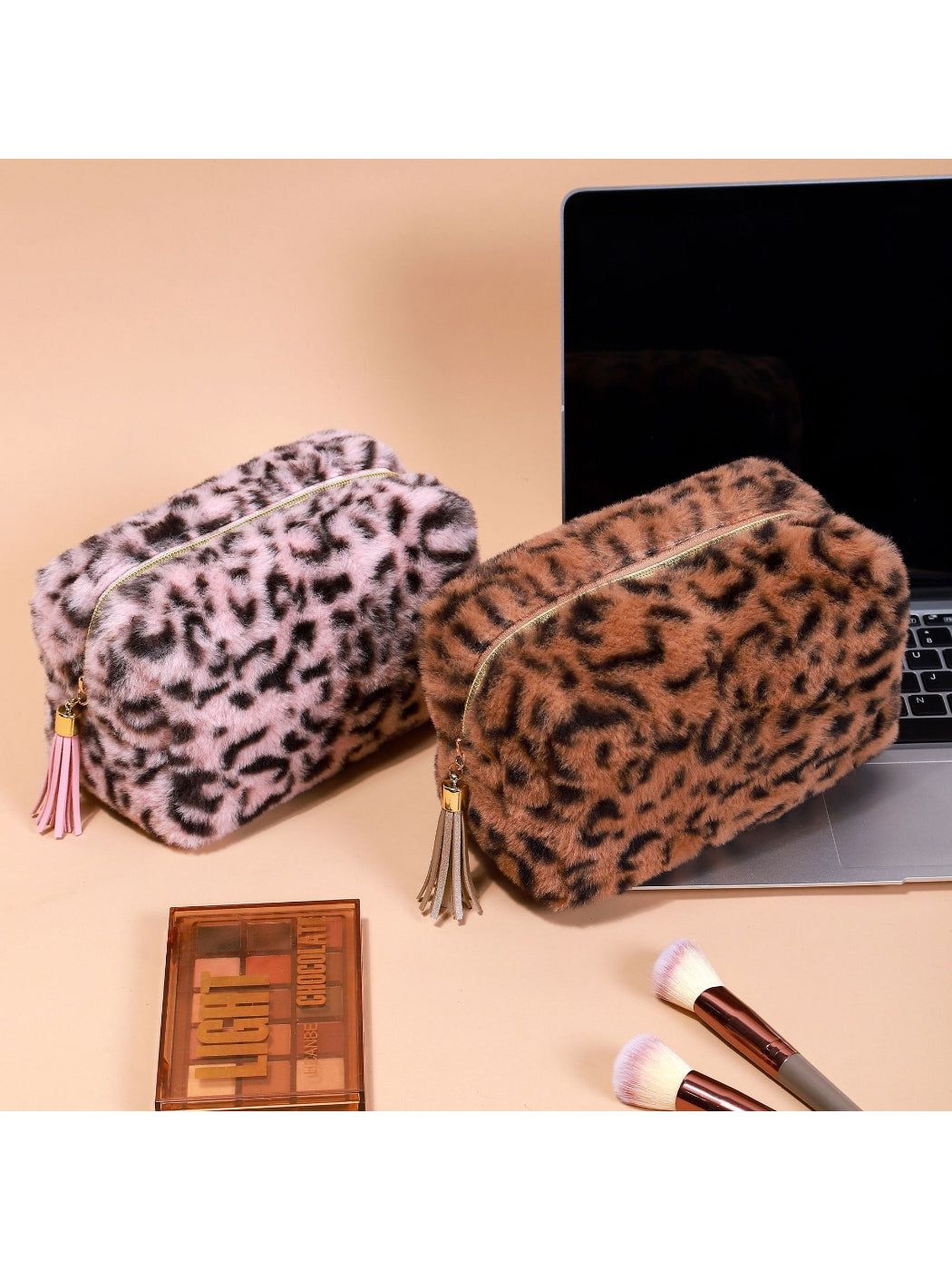 Cosbai - Faux Fur Leopard Makeup Bag