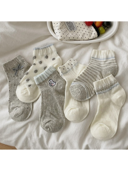 Rufia - Cute Polka Dot Ruffle Ankle Socks