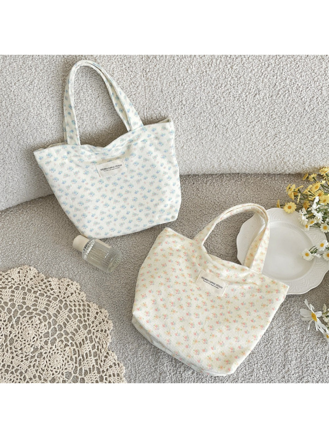 Cosbai ribbed floral small carry tote bag front view with floral pattern