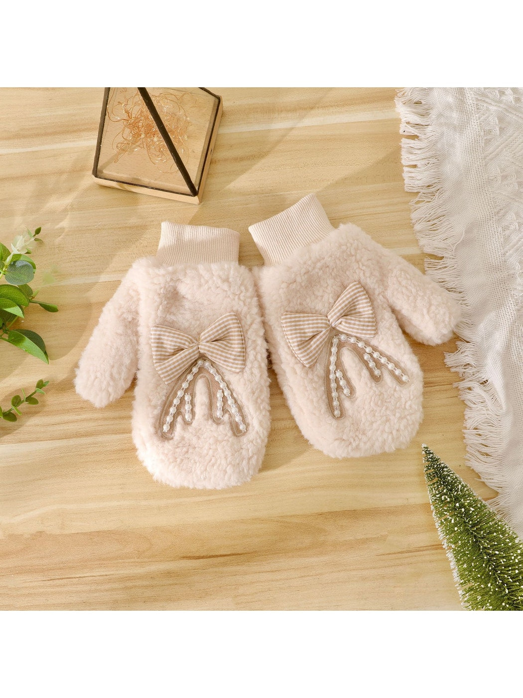 Gloving - Sweet Bow Accent Plush Winter Mittens