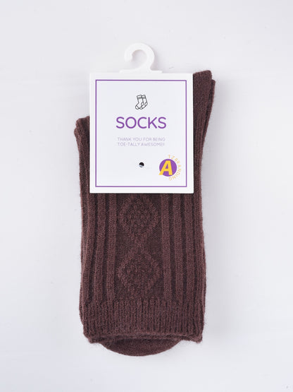 Rufia - Solid Diamond Pattern Mid-Calf Socks