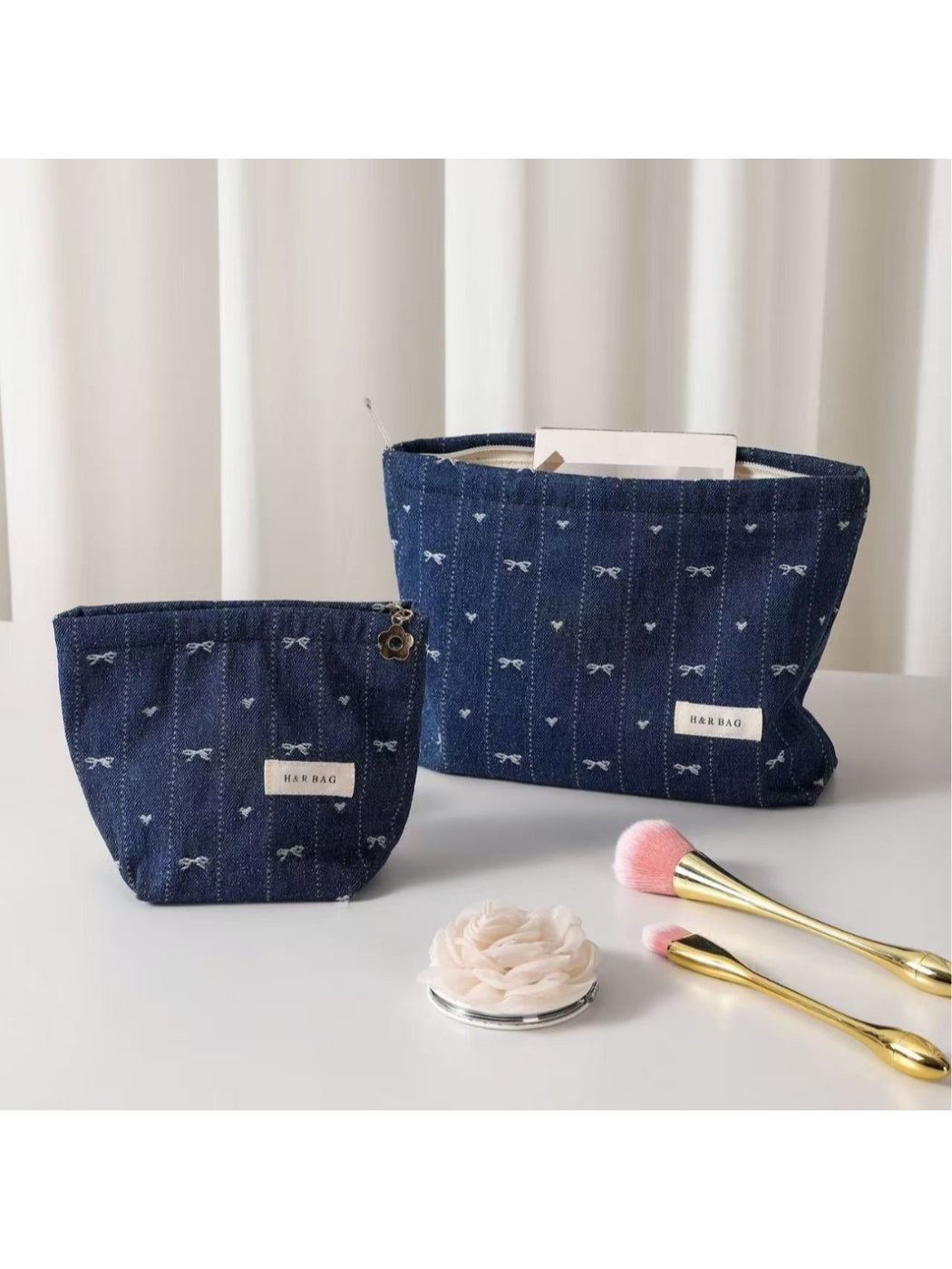 Cosbai - Sweet Bow Cosmetic Bag