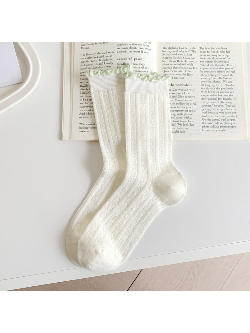 Rufia - Pastel Ruffle Edge Cable Knit Crew Socks