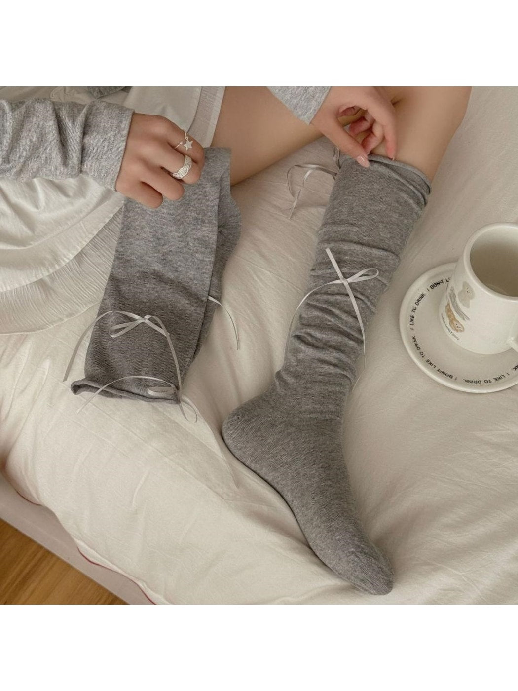 Rufia - Sweet Bow Detail Mid-Calf Slouch Socks