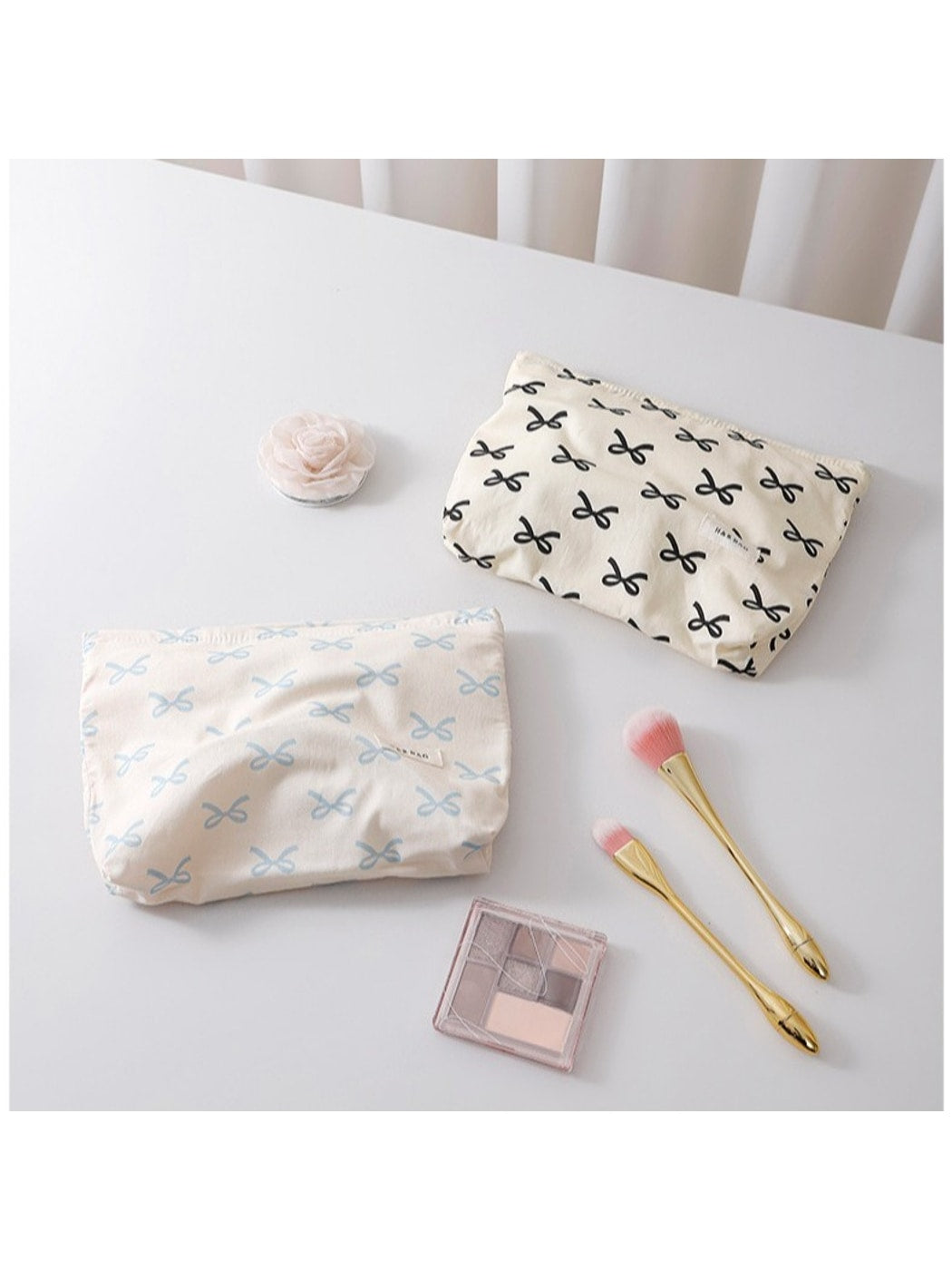 Cosbai - Floral Bow Print Handheld Cosmetic Bag