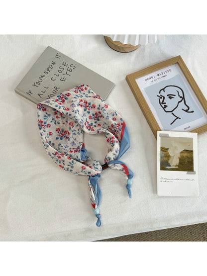 Scarvii - Floral Print Triangle Scarf