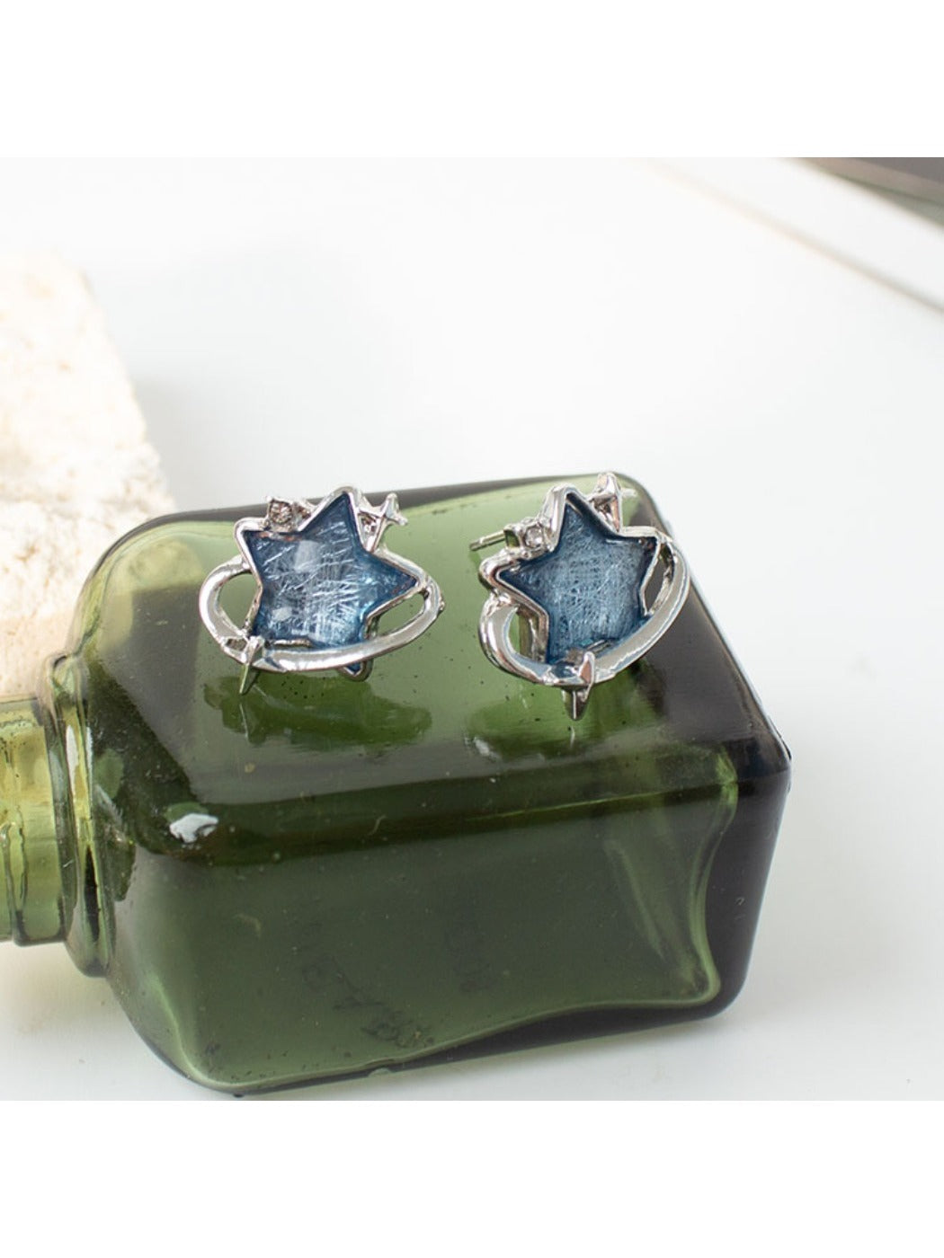 Earwish - Blue Star Stud Earrings - Simple & Sparkly