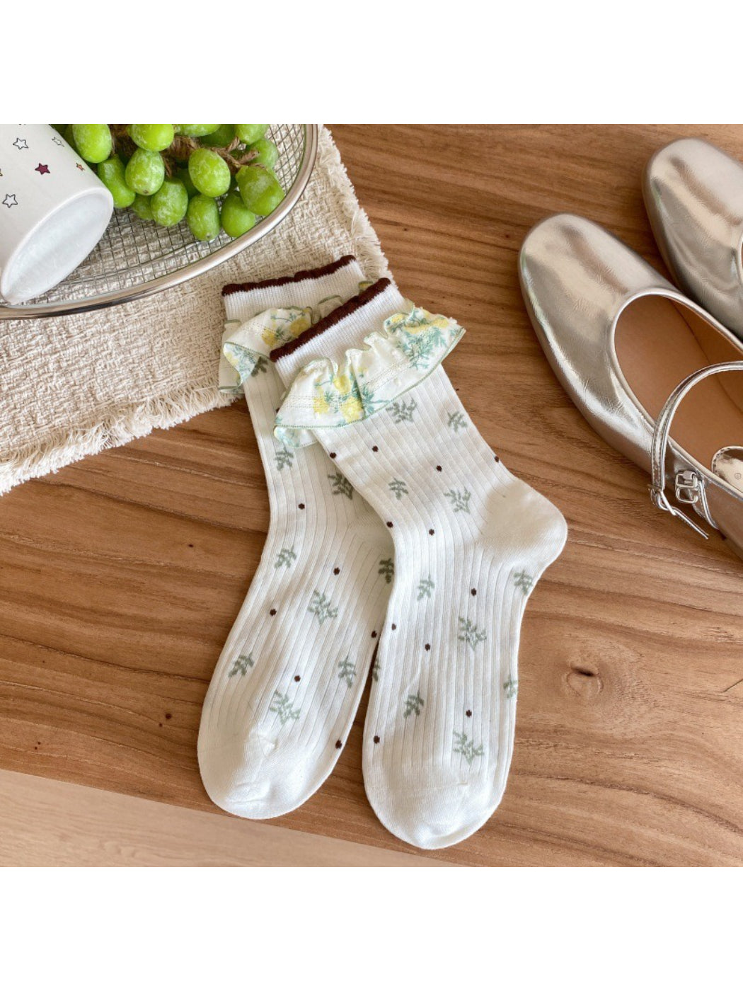 Model wearing Rufia cute everyday ribbed socks with casual shoes