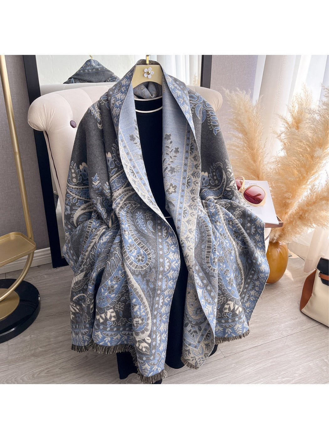 Scarvii – Paisley Print Fringe Scarf & Wrap