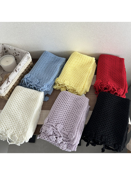 Scarvii - Elegant Retro Openwork Floral Fringe Scarf & Shawl