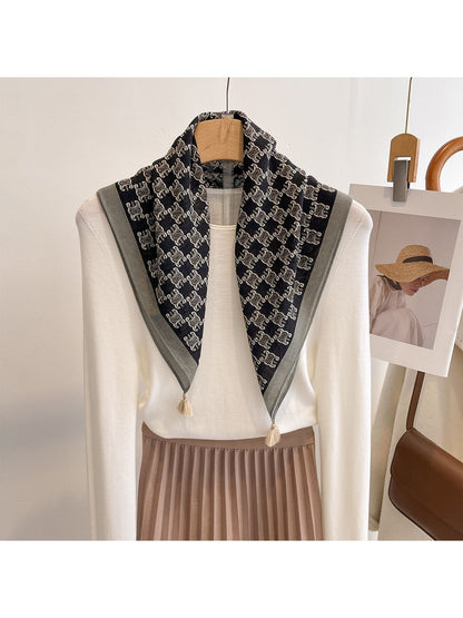Scarvii - Retro Printed Tassel Detail Square Scarf