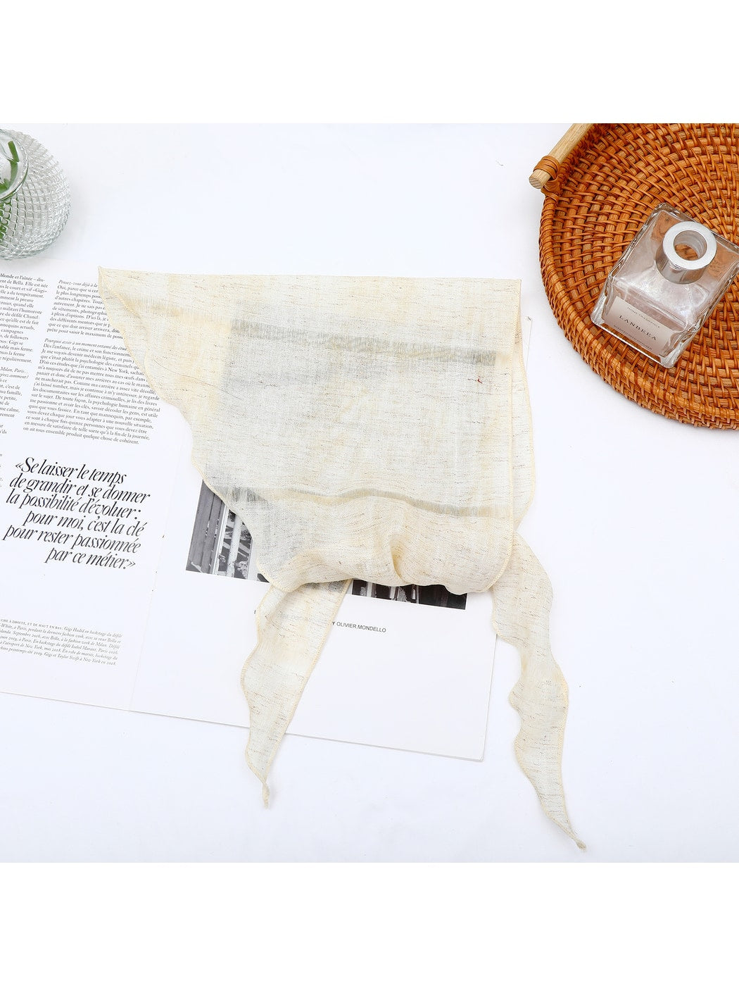 Scarvii - Lightweight Plain Weave Triangle Bandana