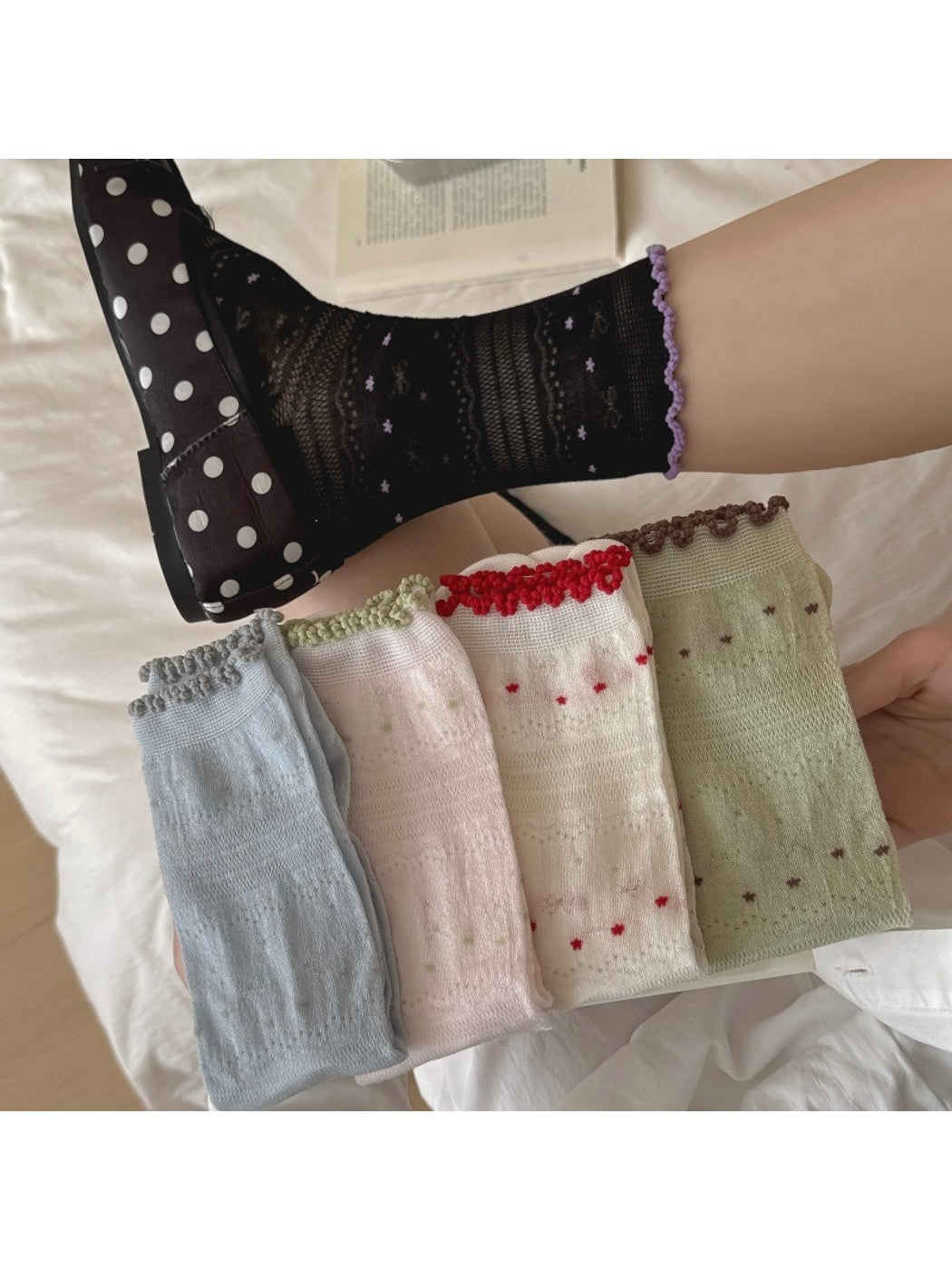 Rufia - Ruffle Trim Bow Socks