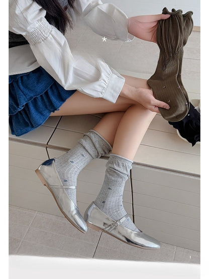 Rufia - Embroidered Ruffle Edge Crew Socks