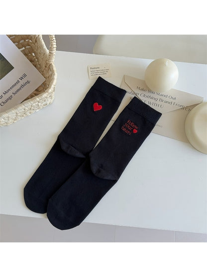 Rufia - Embroidered Heart Letter Socks