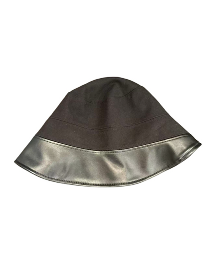 Haila - Contrast Brim Bucket Hat