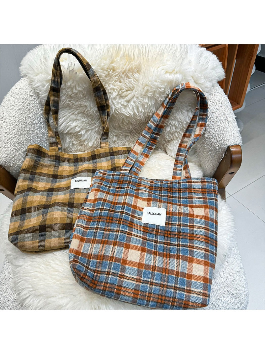 Cosbai – Plaid Crossbody Tote Bag