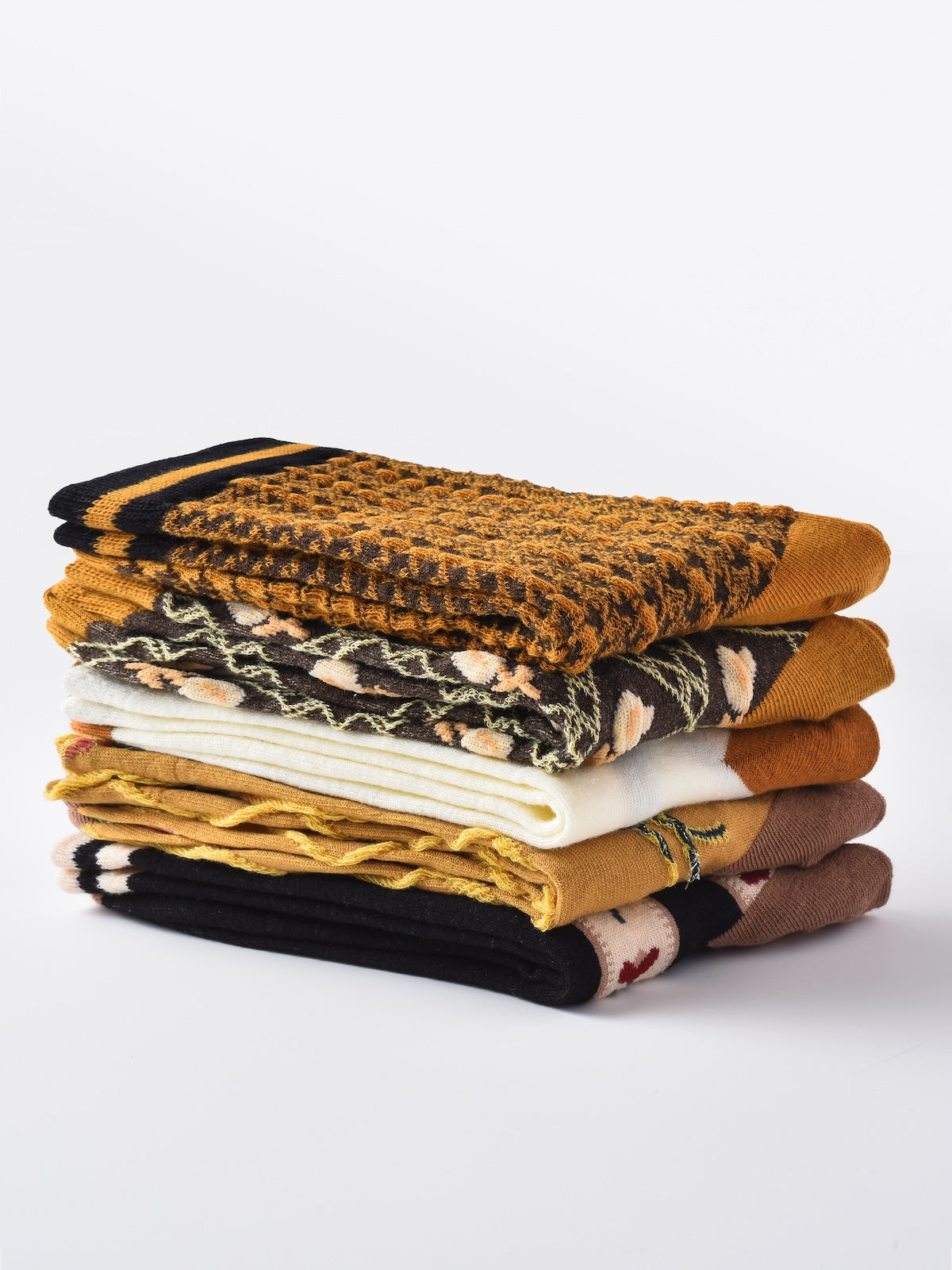 Rufia - Retro Tulip Garden Jacquard Crew Socks