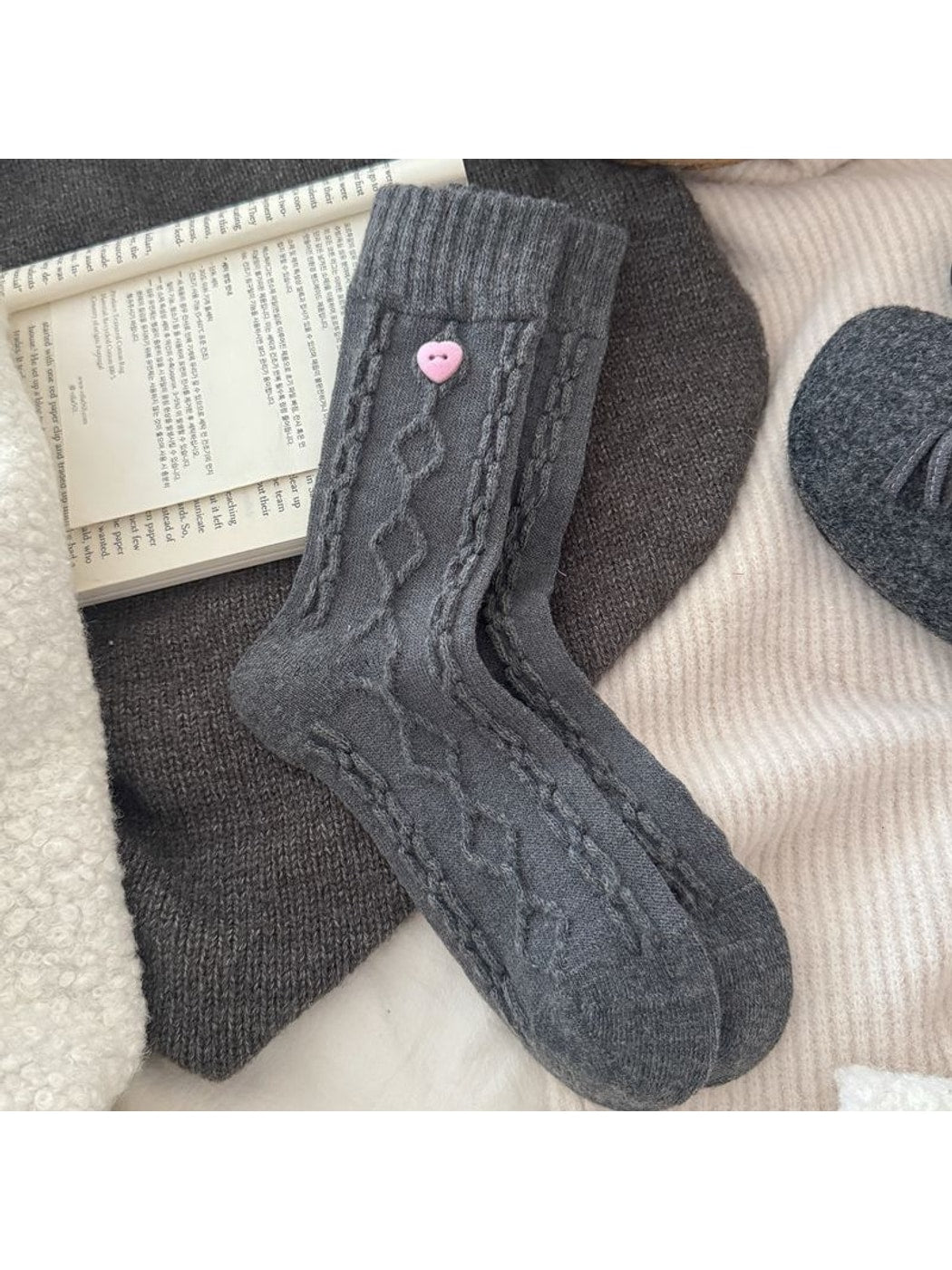 Rufia - Retro Sweetheart Button Detail Crew Socks