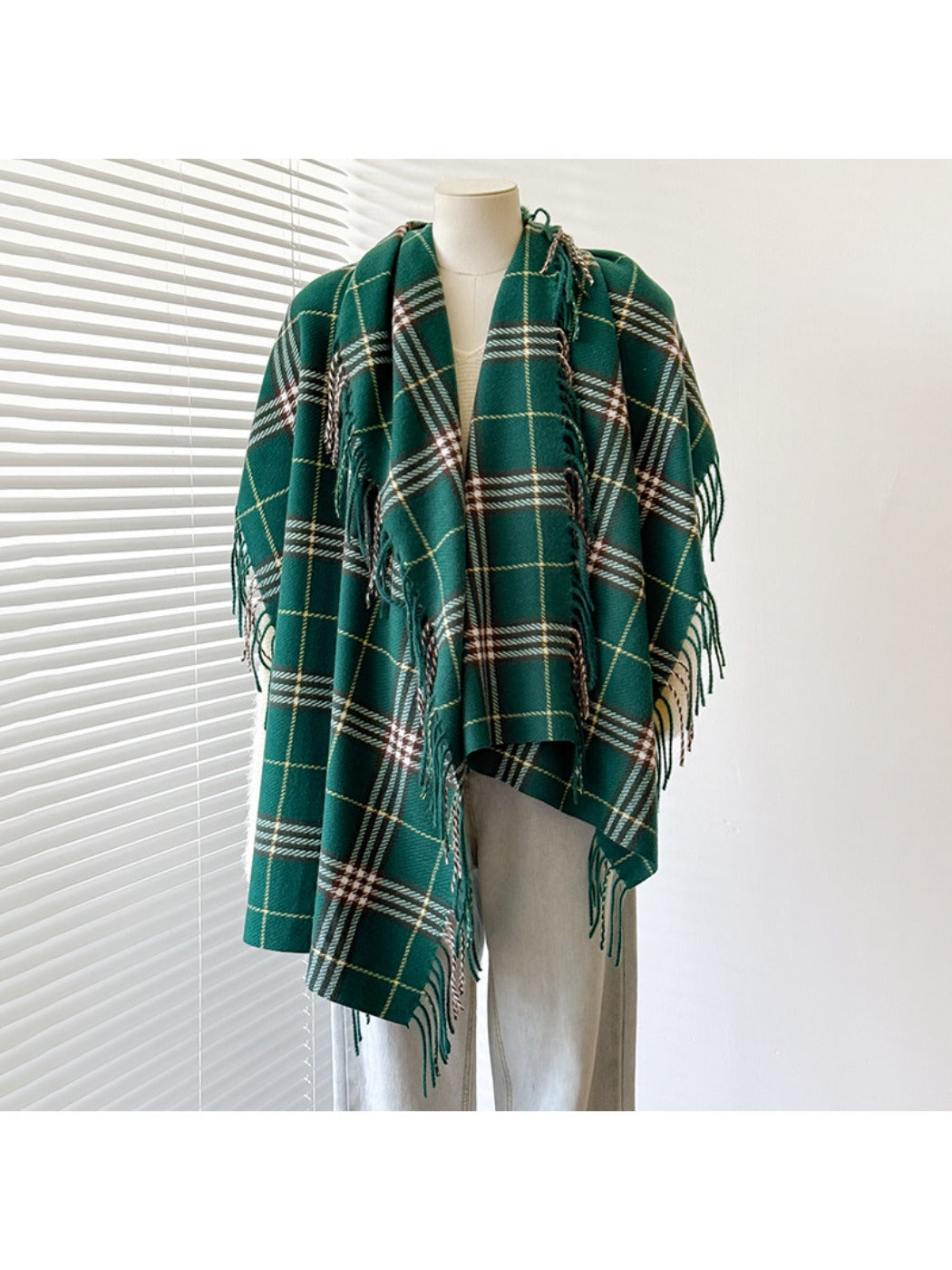 Scarvii – Tassel Fringe Plaid Scarf & Shawl