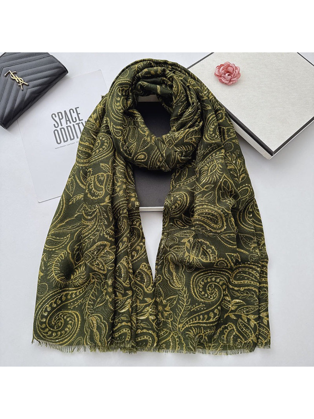 Scarvii - Vintage Paisley Soft Scarf