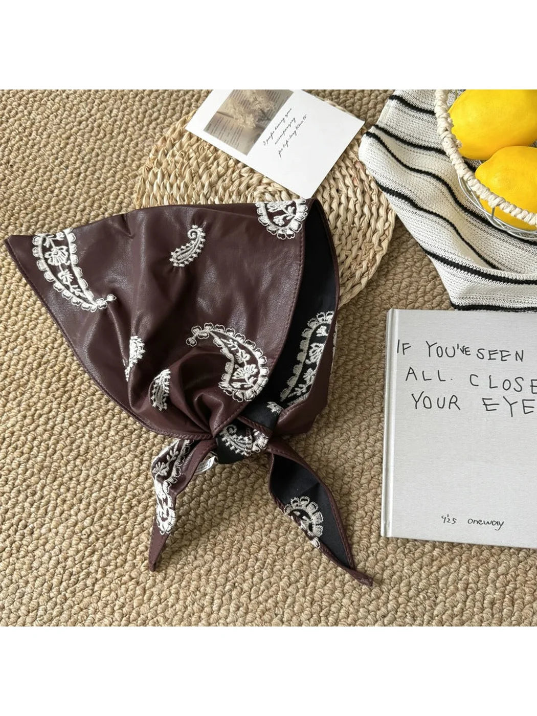 Scarvii - Reversible Paisley Triangle Scarf
