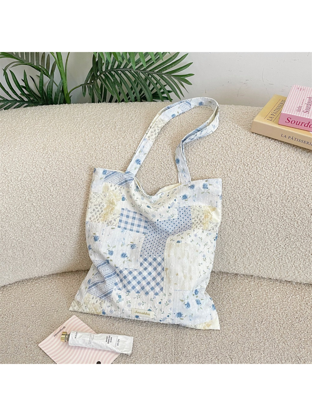Close-up of floral patchwork pattern on Cosbai Soft Floral Shoulder Tote