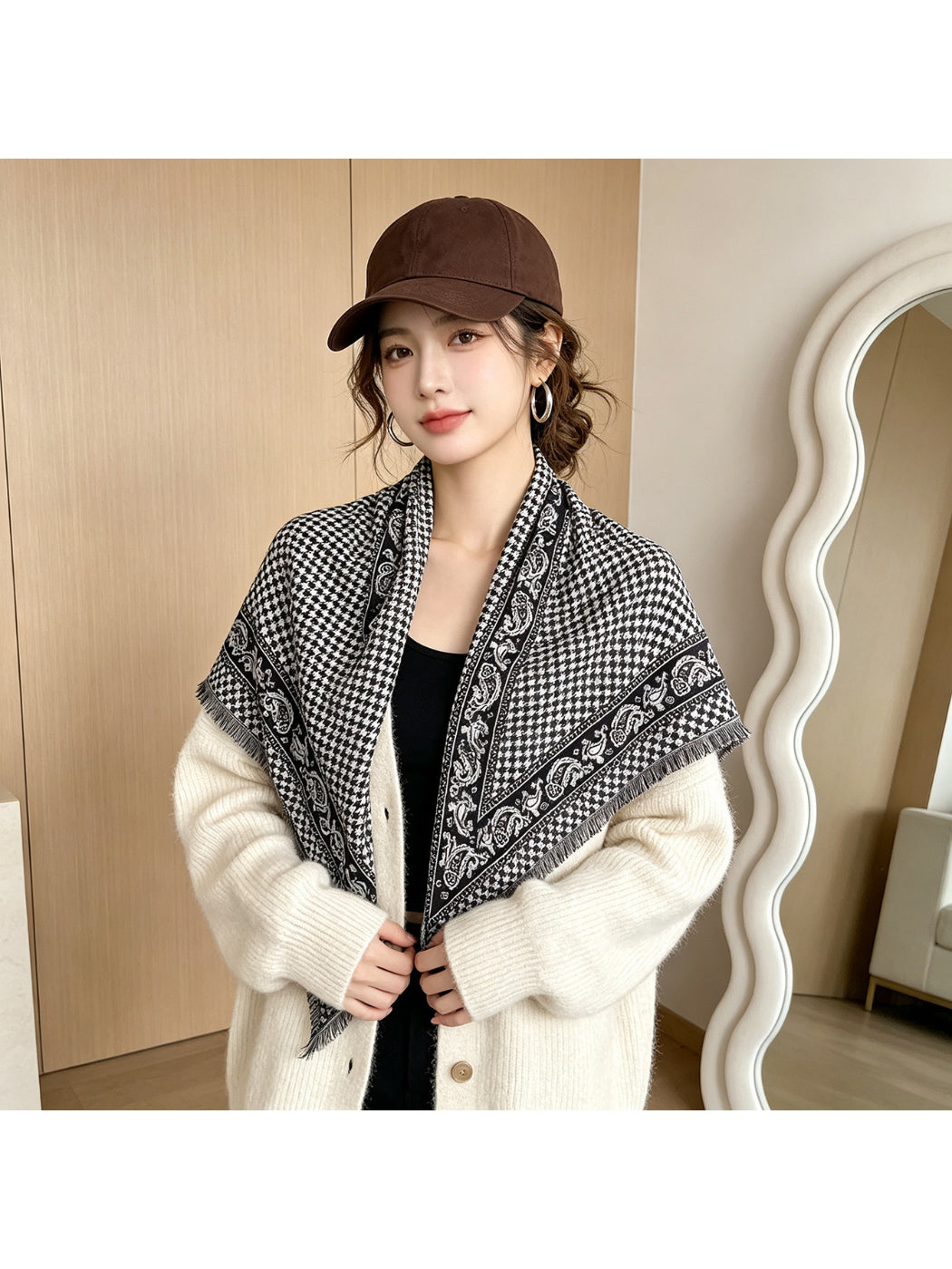 Scarvii - Houndstooth Paisley Triangle Scarf