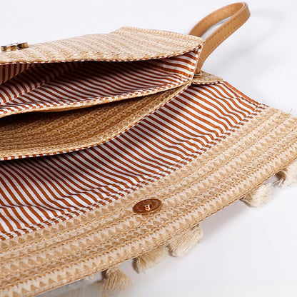 Cosbai - Elegant Boho Fringe Clutch With Wristlet Strap