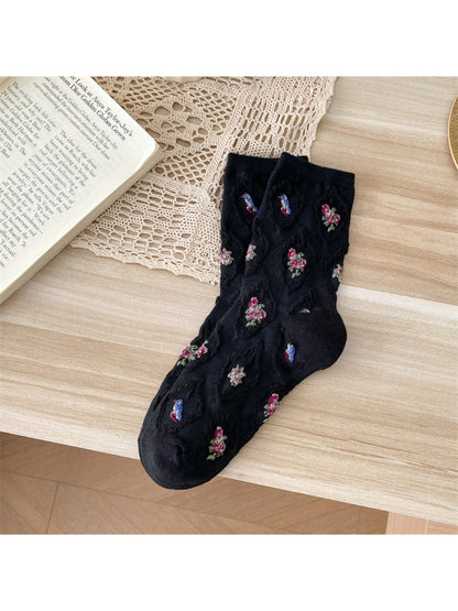 Rufia - Vintage Rose Relief Knit Crew Socks
