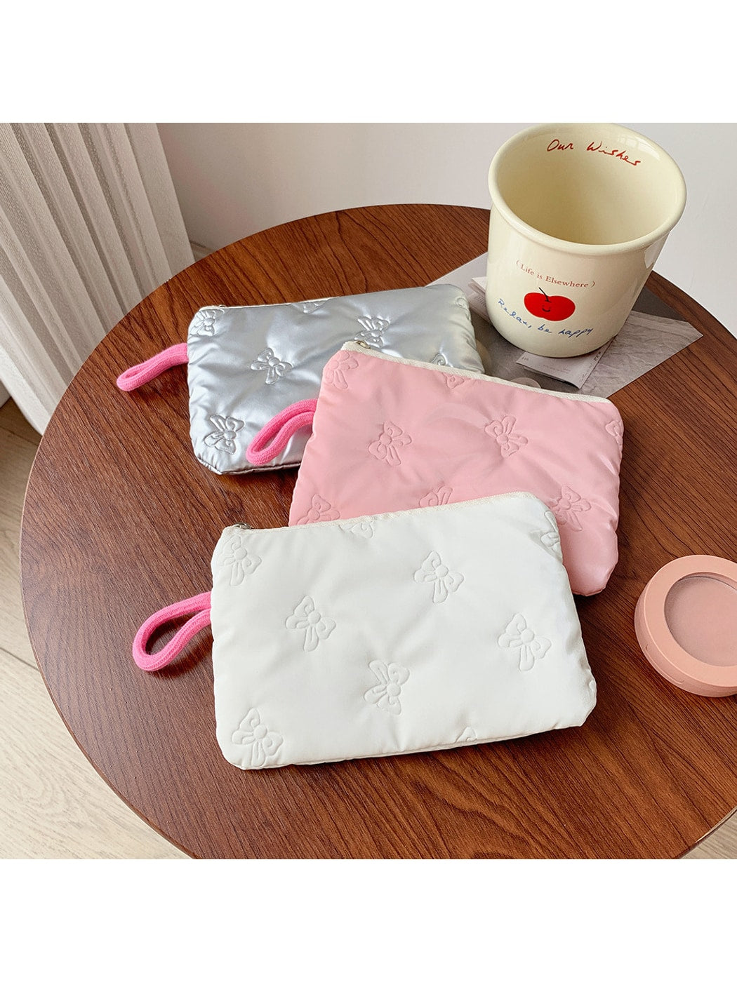 Cosbai - Quilted Heart Pattern Zip Pouch Bag