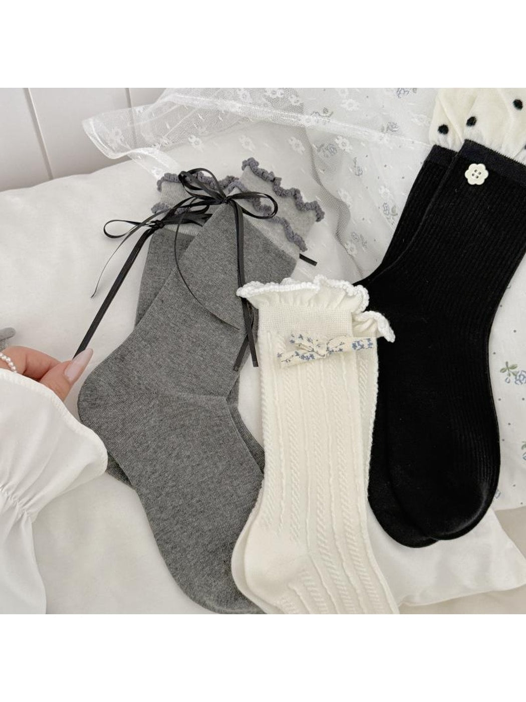 Rufia - Sweet Bow Detail Ruffle Crew Socks