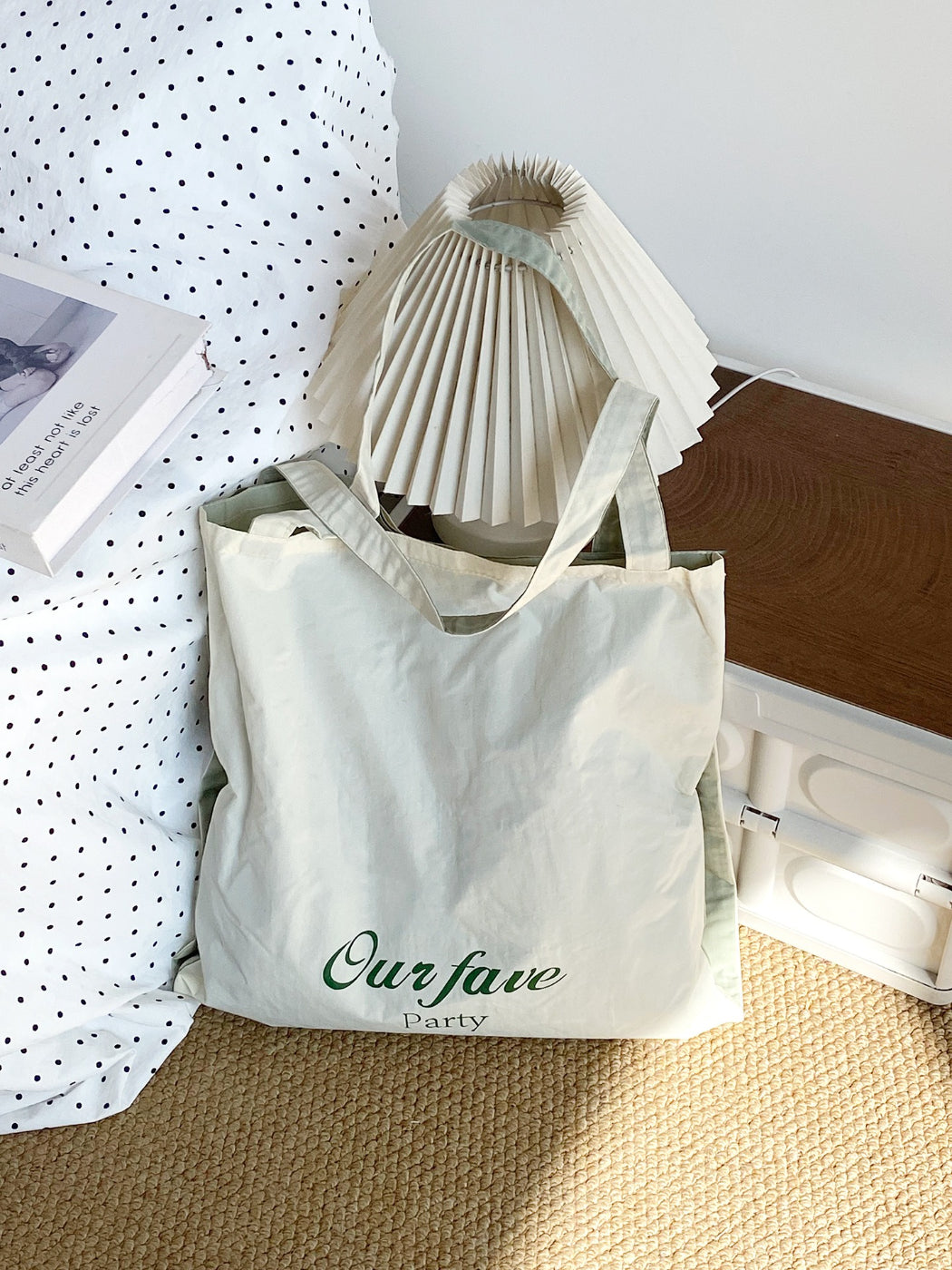 Cosbai spring tote bag open top showing spacious interior