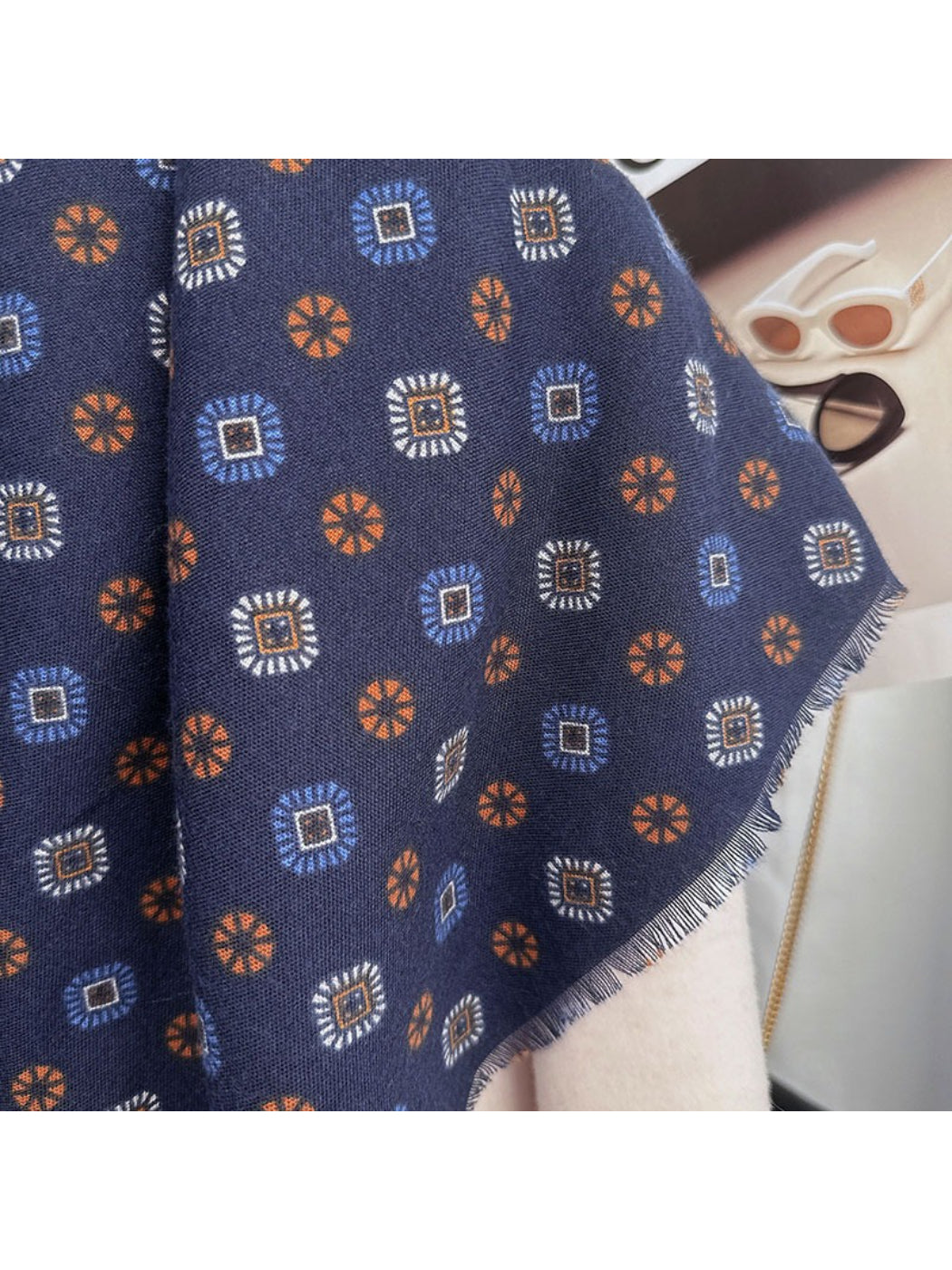 Scarvii - Vintage Geometric Pattern Scarf