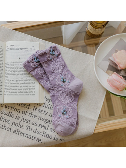 Rufia - Lavender Floral Relief Texture Crew Socks