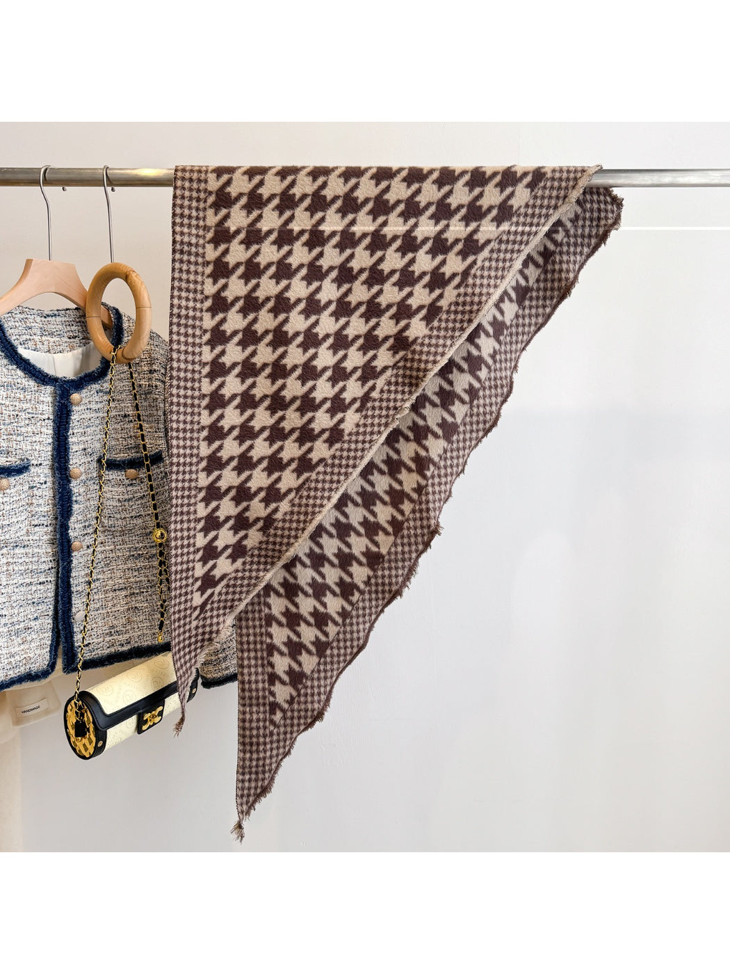 Scarvii - Houndstooth Wrap Scarf