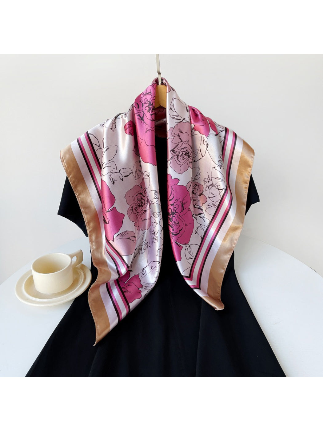 Scarvii - Retro Bloom Color Block Square Scarf