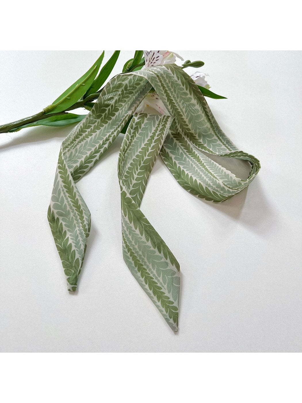 Scarvii - Elegant Vintage Printed Narrow Scarf