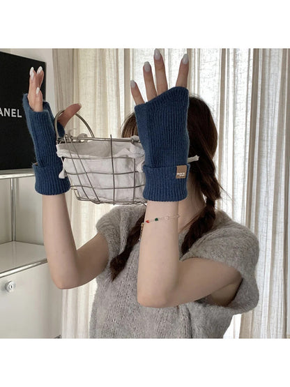 Gloving - Folded Cuff Fingerless Gloves