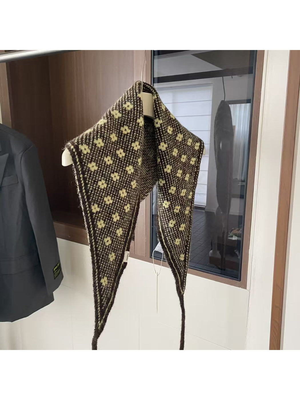 Scarvii - Mini Floral Triangle Knit Scarf