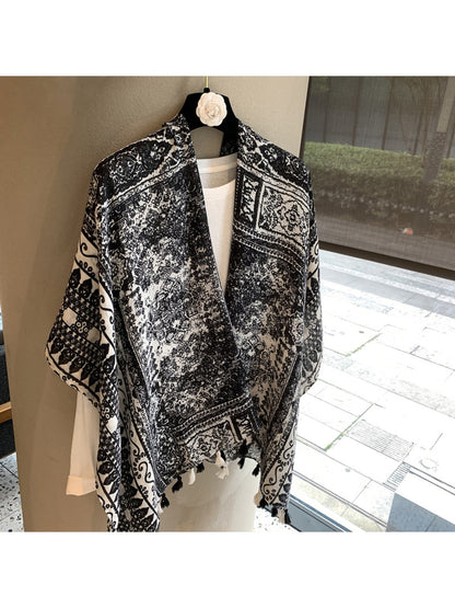Scarvii - Retro Geometric Print Tassel Trim Shawl