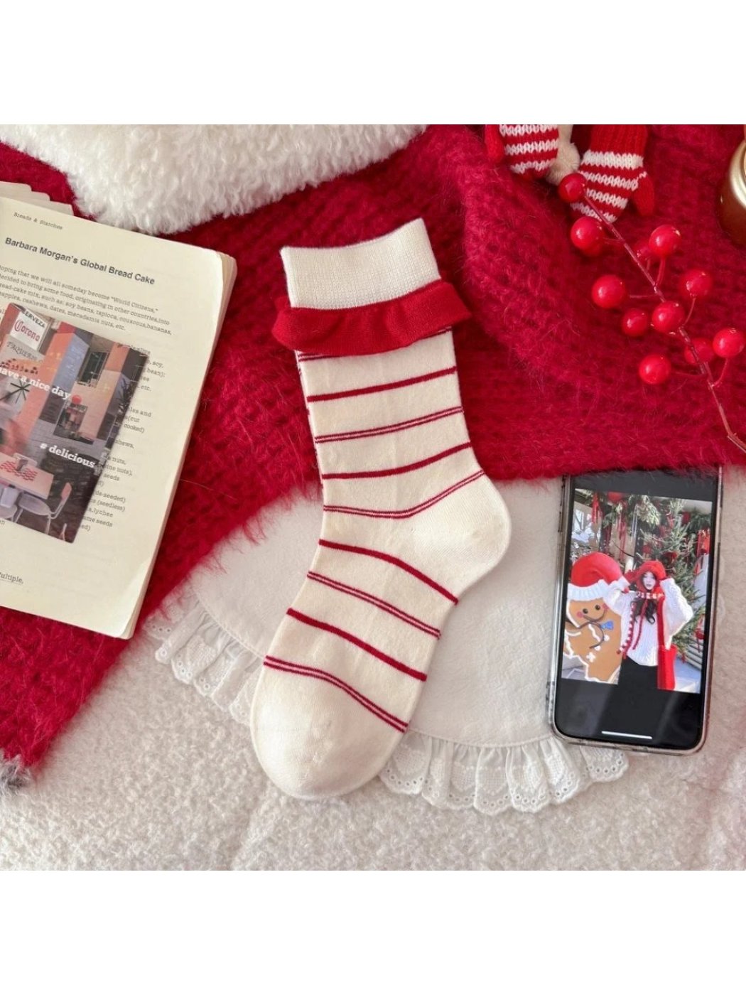 Rufia - Red and White Nordic Pattern Crew Socks