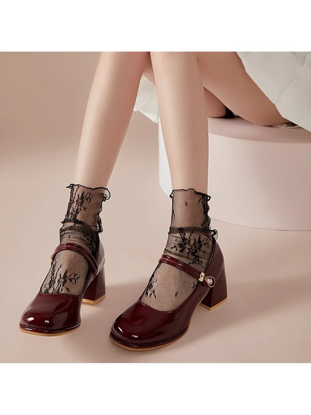 Rufia - Sheer Lace Floral Pattern Crew Socks