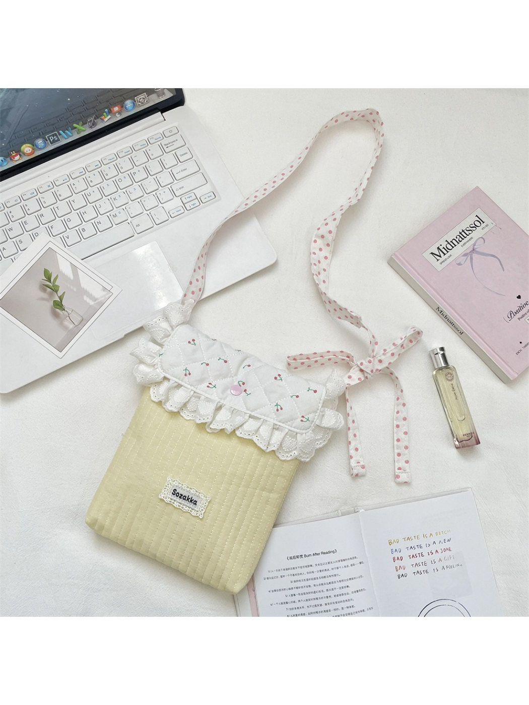 Cosbai - Lace Ruffle Crossbody Pouch