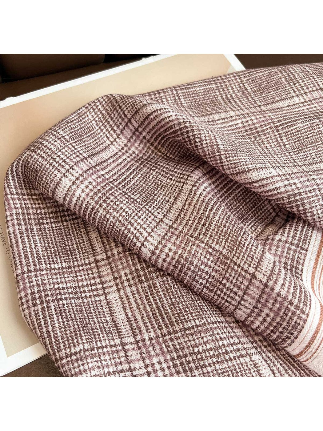 Scarvii - Retro Plaid Print Border Square Scarf