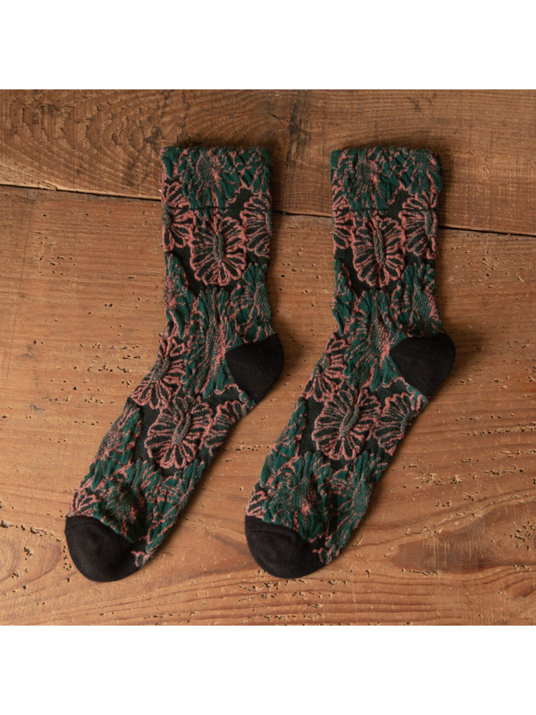 Rufia Textured Bloom Pattern Crew Socks product image 5