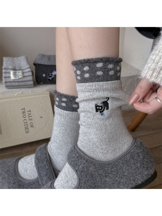 Rufia - Cozy Grey Pattern Crew Socks product image 1