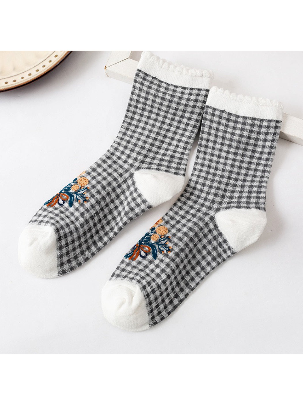 Rufia - Heart-Inspired Crew Socks product image 4