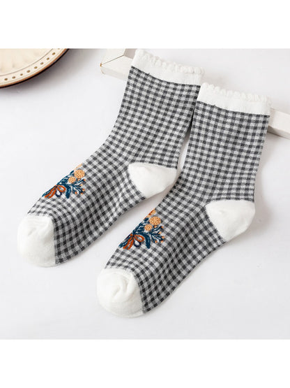 Rufia - Heart-Inspired Crew Socks product image 4