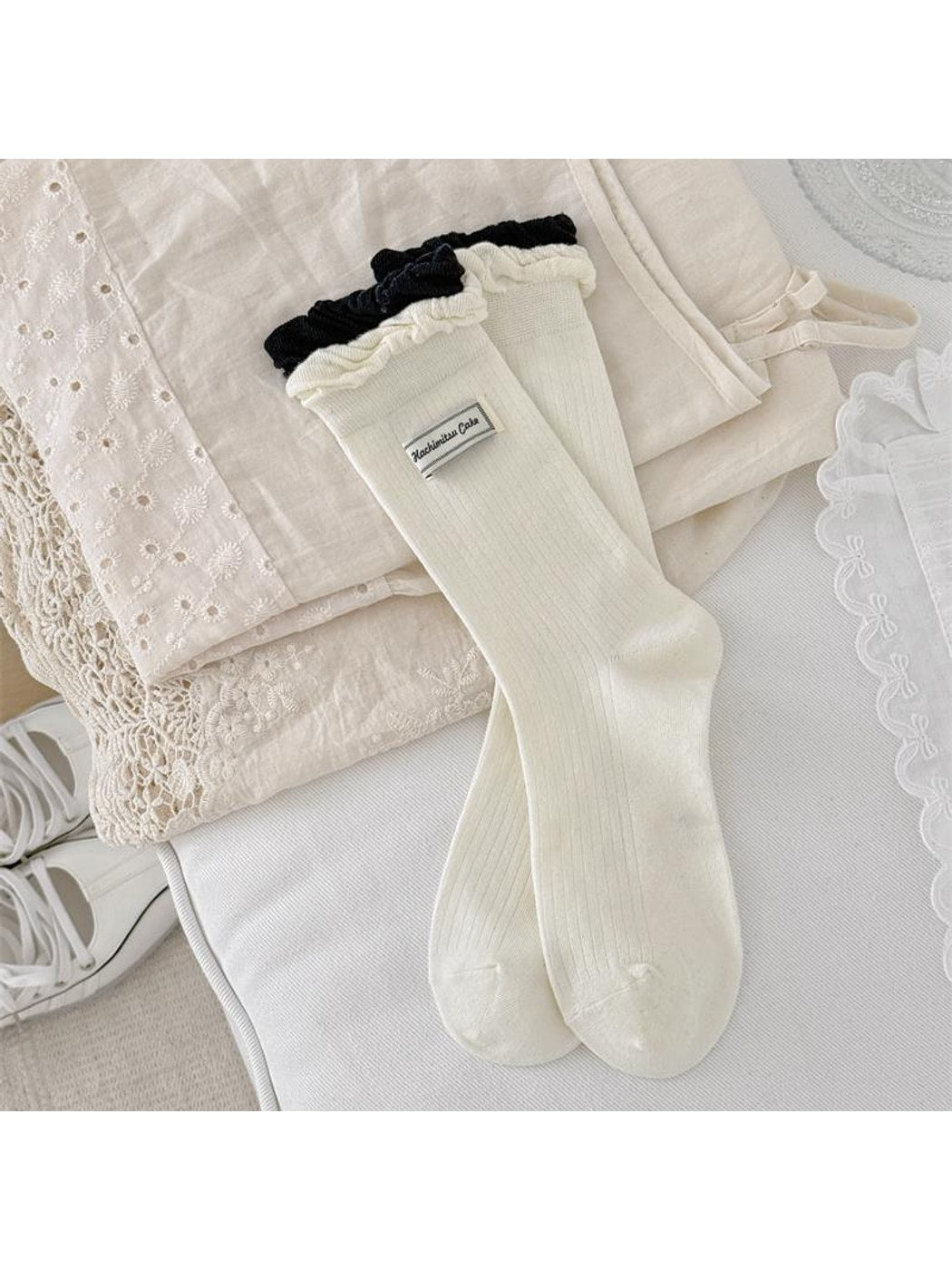 Rufia - Two-tone Ruffle Cuff Crew Socks